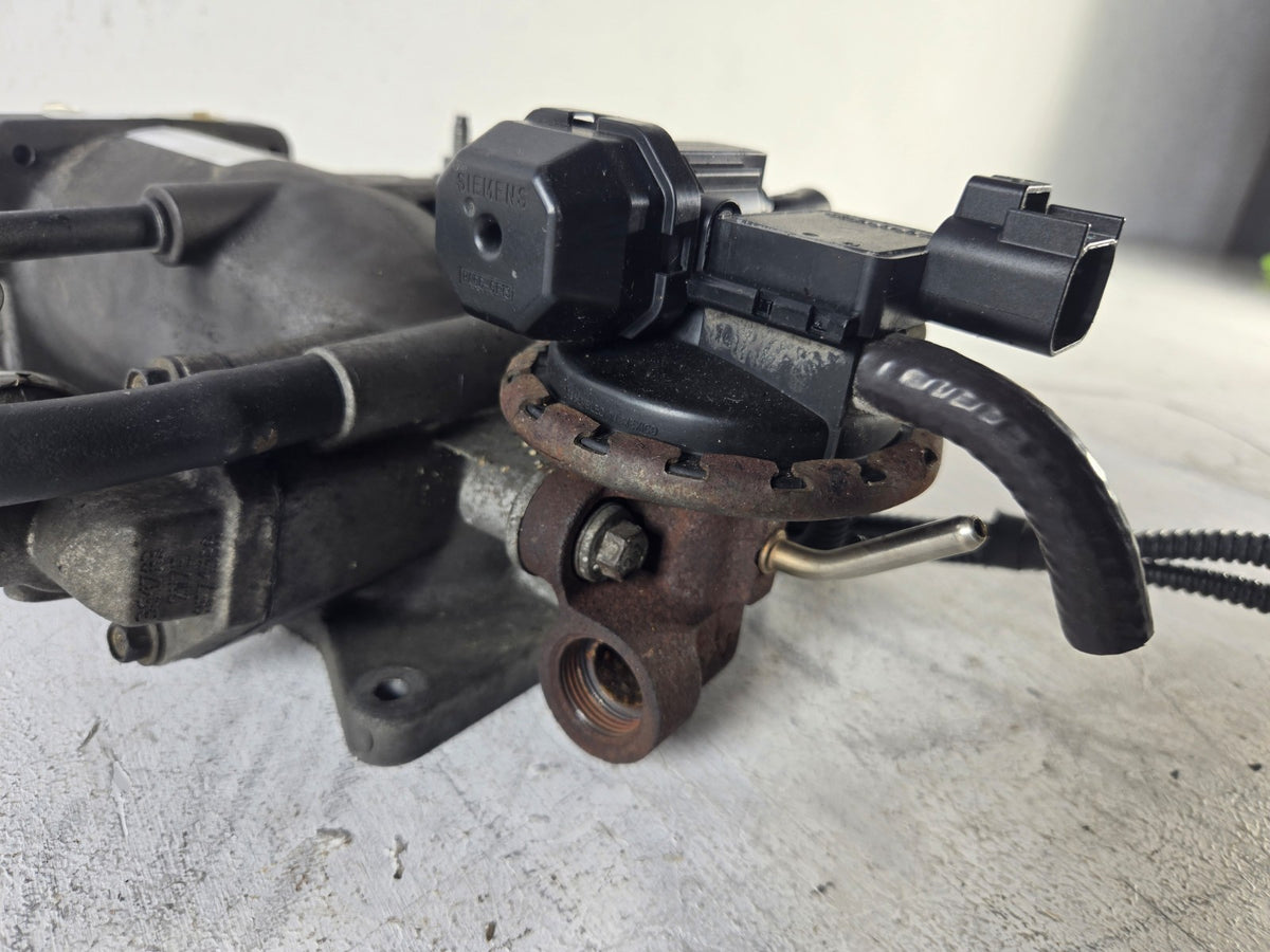 2004 2011 Lincoln Town Car 4.6L Fuel Gas Throttle Body Spacer OEM 3W7E9A589AA