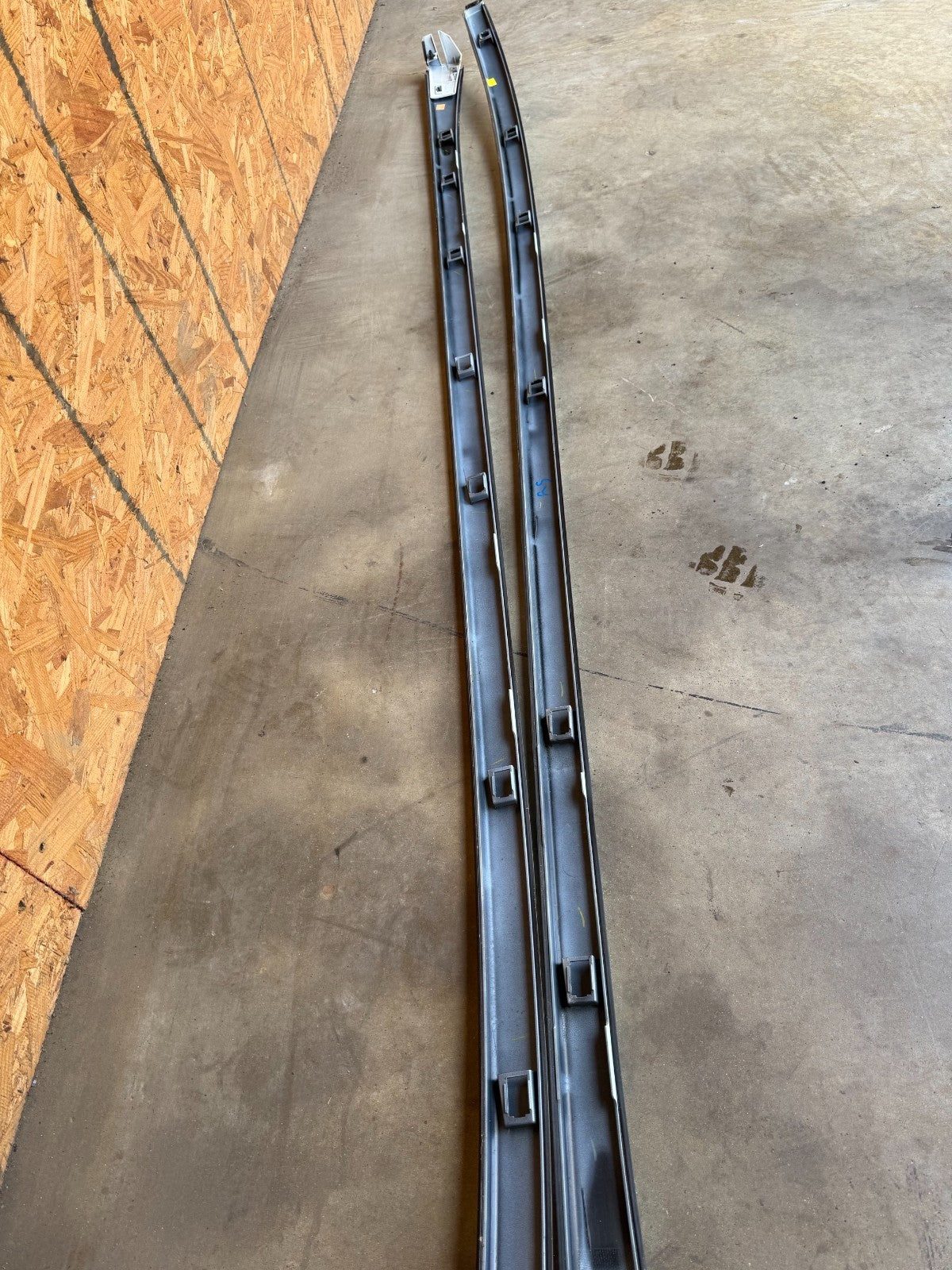 2013 Infiniti JX35 roof drip molding trim left right without panoramic molding