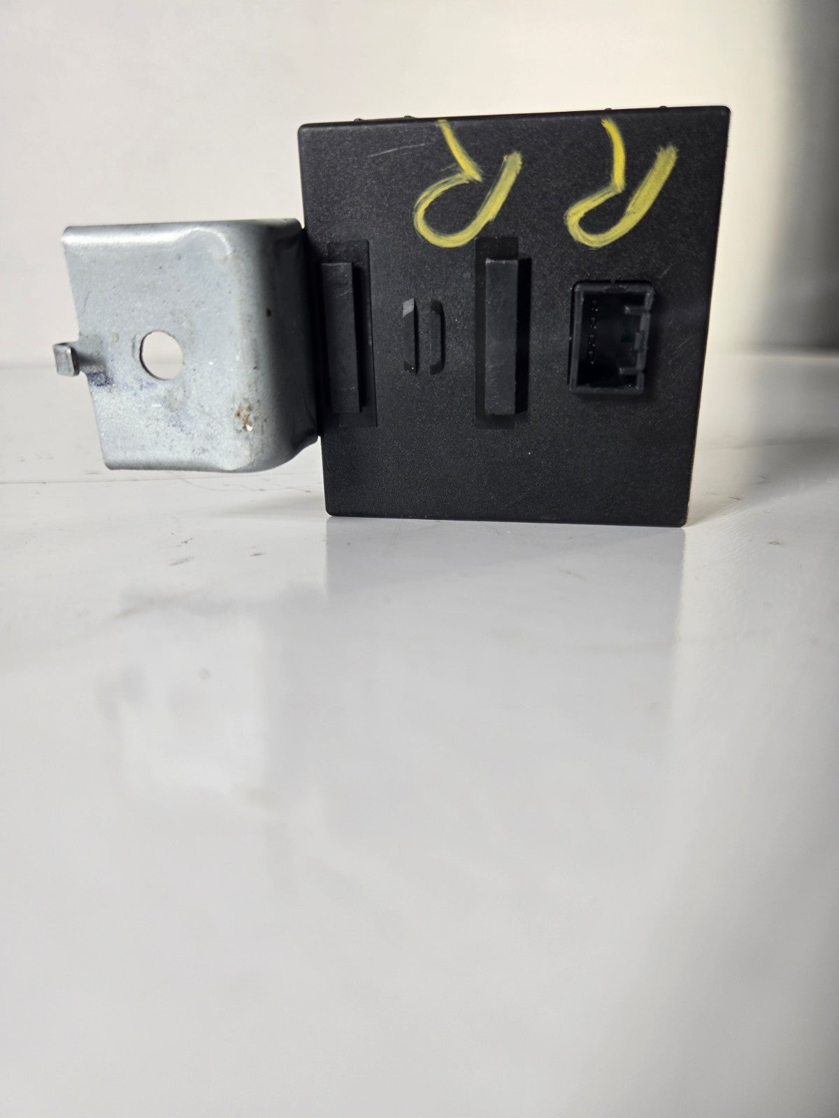 2014 2015 Infiniti Q50 Hybrid Keyless Entry Control Module Unit OEM 285954GA2A
