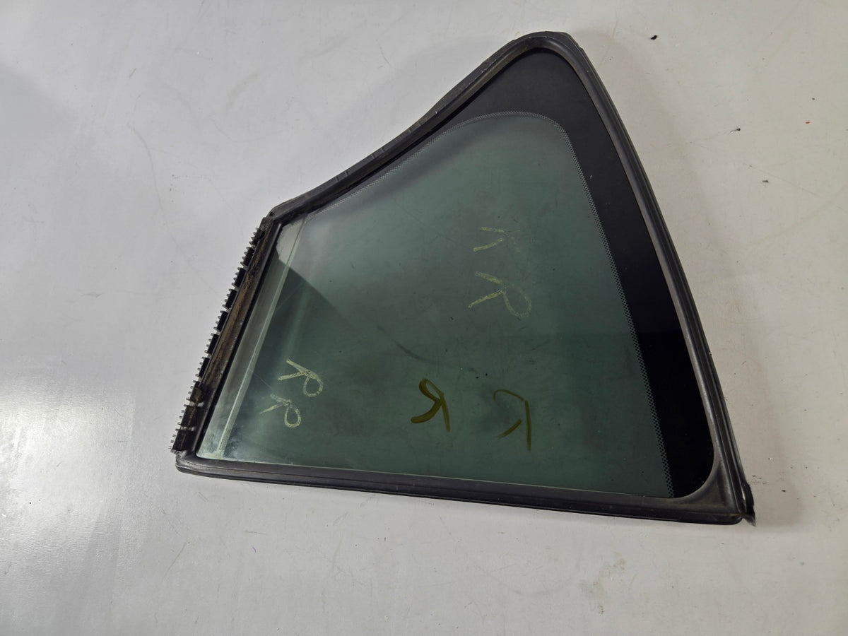 2014 2016 Infiniti Q Q50 Right Passenger Rear Door Quarter Glass OEM 822624GA0A