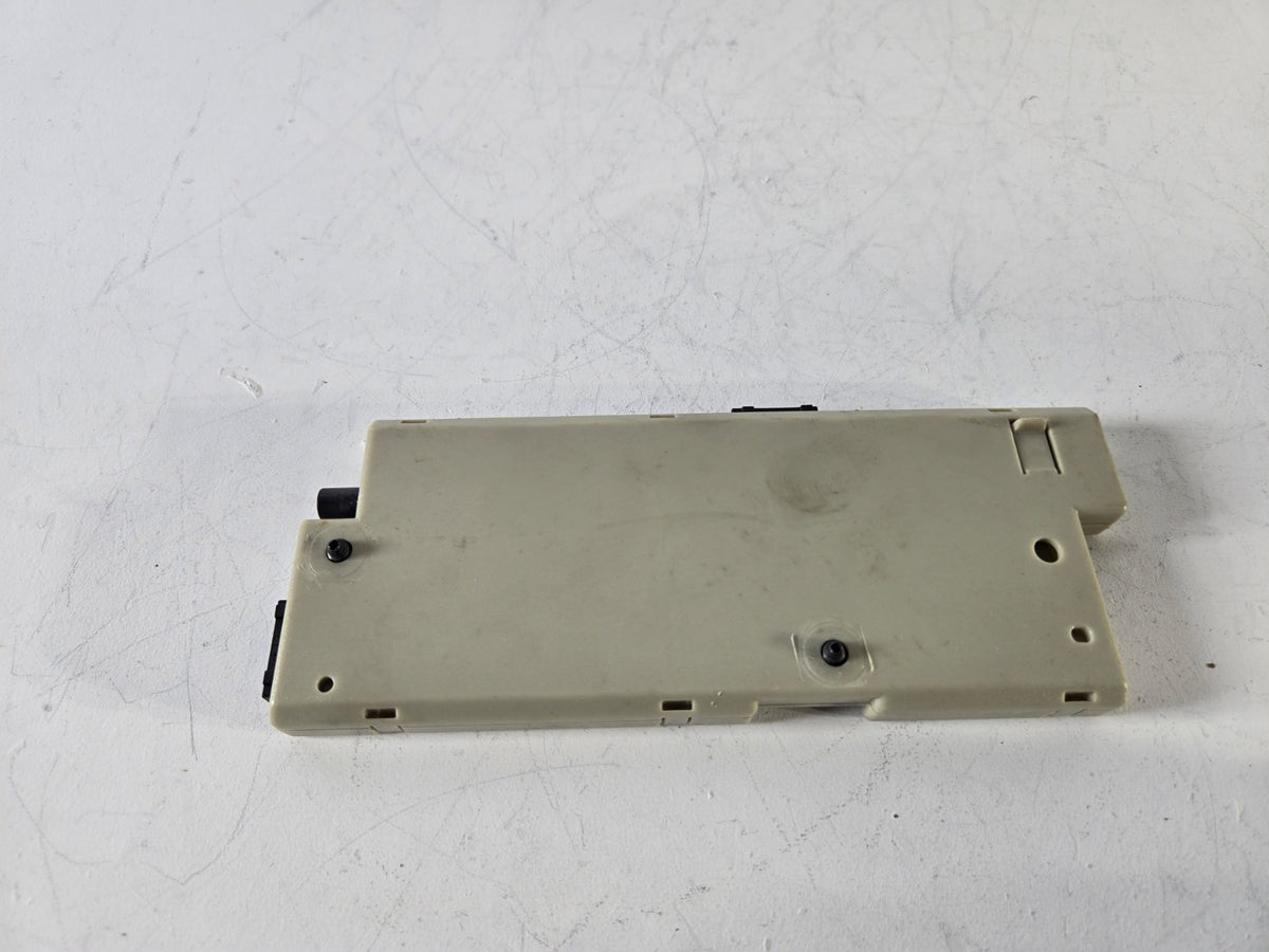 2011 2016 BMW 528i 535d 550i Antenna Amplifier Booster Module OEM 020000007