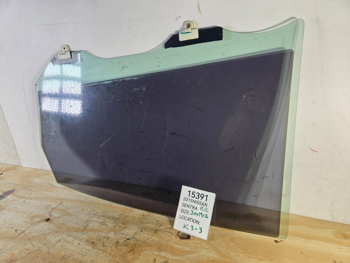 2015-2019 Nissan Sentra Right Rear Door Window Glass 82300-3SG0A OEM 15391