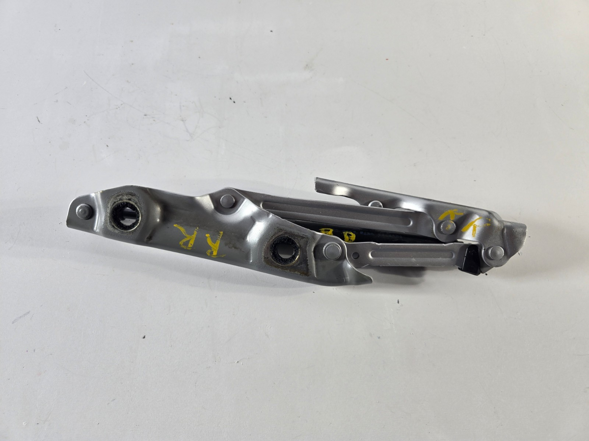 2014 2022 Infiniti Q Q50 Right Passenger Rear Trunk Hinge W Lift Support OEM