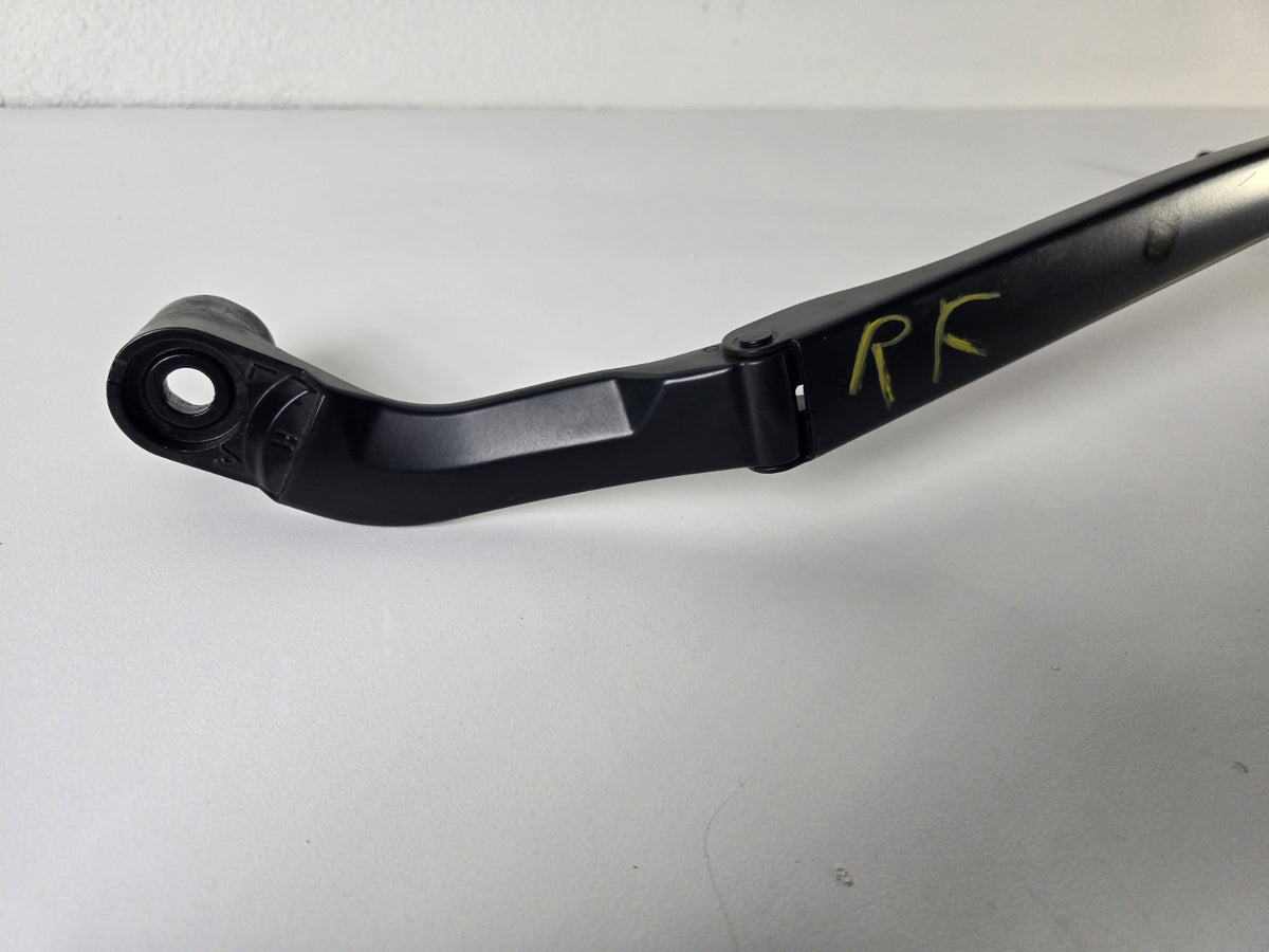 2014 2024 Infiniti Q50 Right Passenger Front Windshield Wiper Arm With Blade OEM