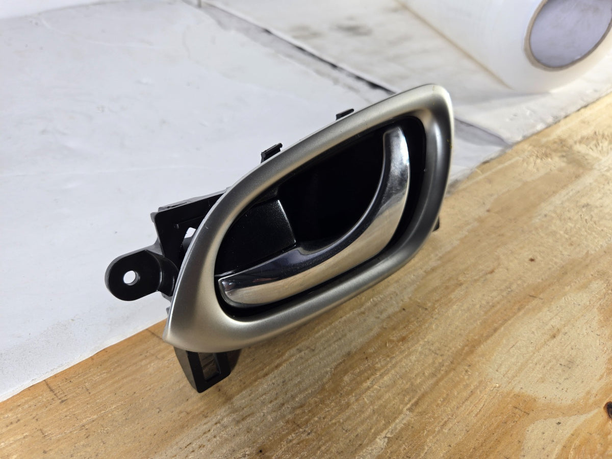2013-2019 Nissan Sentra Left Front Door Interior Handle 80671-3SG0C OEM 15256