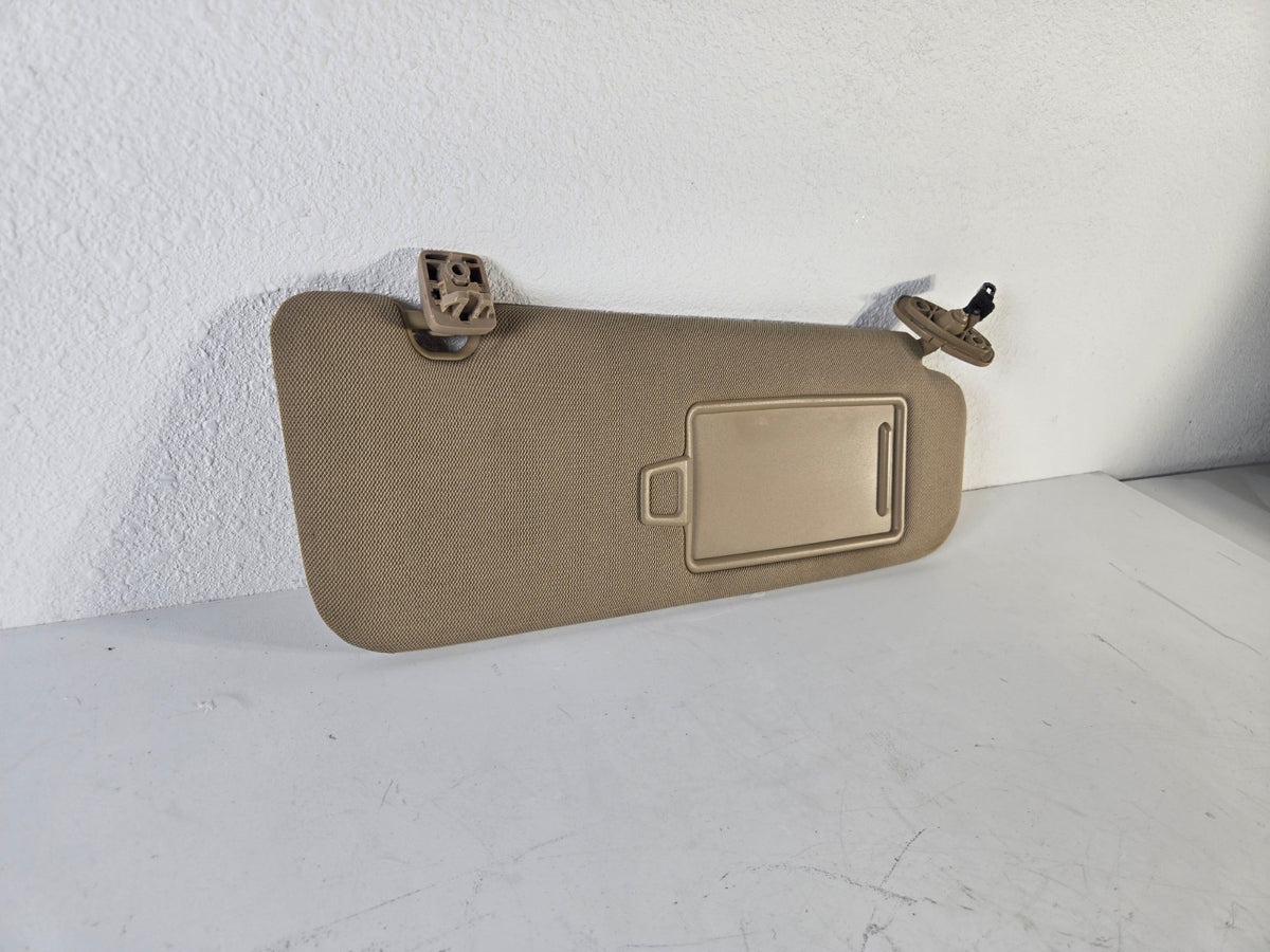 2015 2021 Kia Sedona Right Passenger Side Sun Visor Sunvisor Beige OE 85220A9200