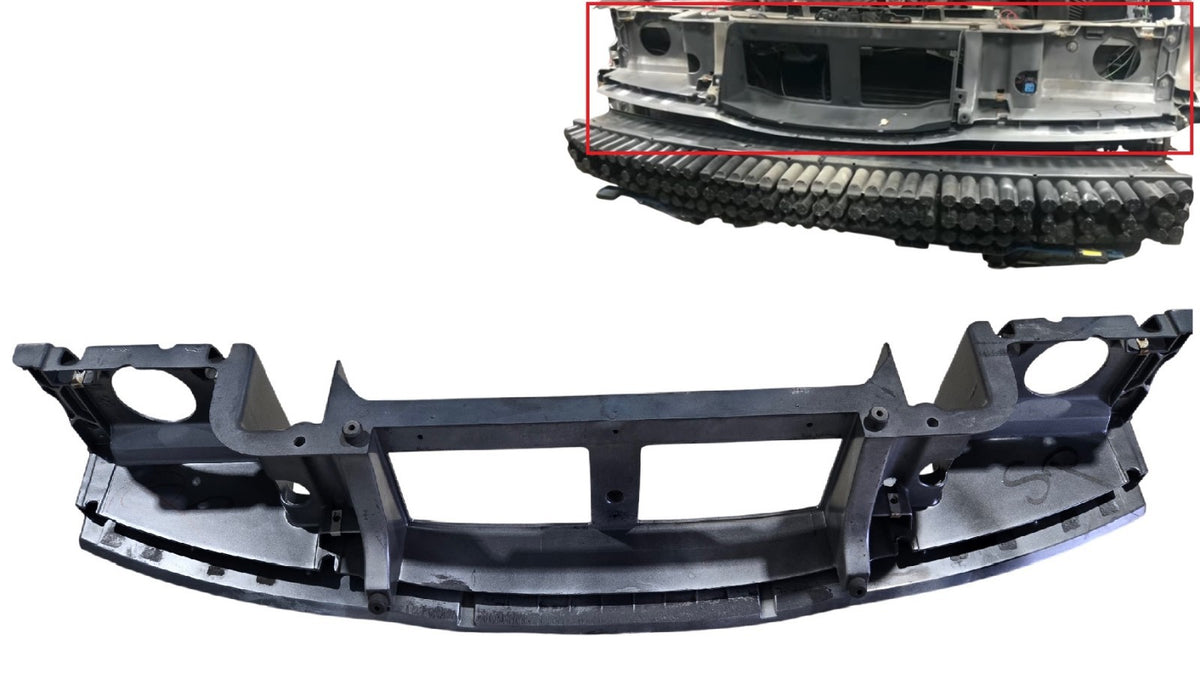 2004 Lincoln Town Car Headlight Body Header Panel OEM 3W138B041AJ x