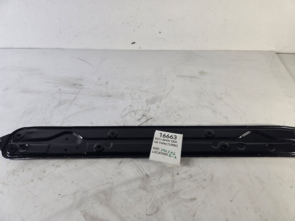 2010 2016 BMW 5 Series 550i Rear Underfloor Tunnel Member Bracket Support OEM