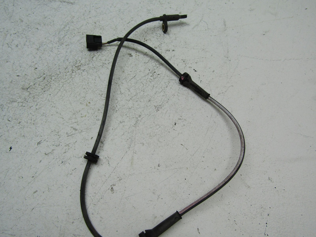 2014 Infiniti Qx60 driver or passenger front wheel ABS brake wheel speed sensor