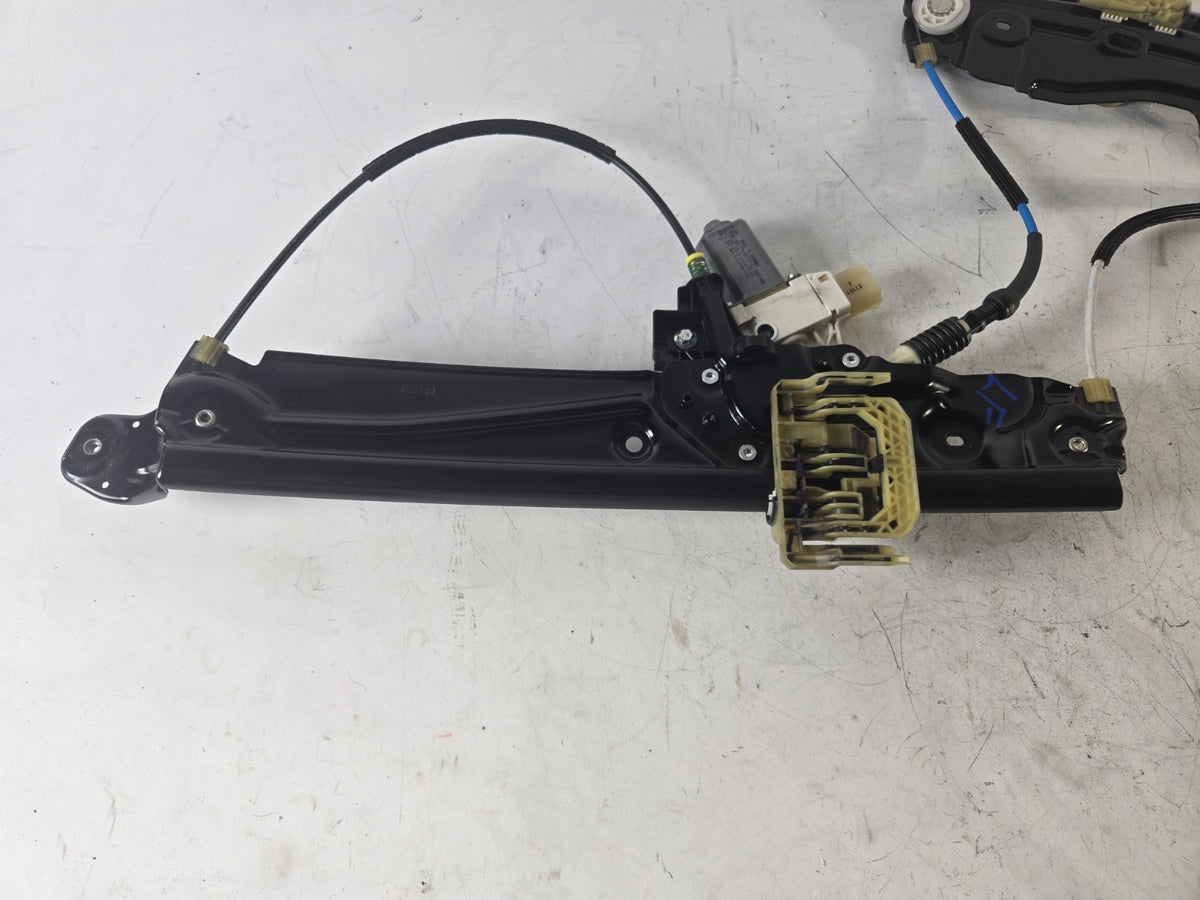 2010 2016 BMW 528i 550i Left Driver Front Door Window Regulator Motor OEM