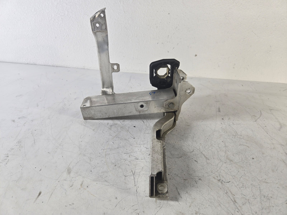 2010 2017 BMW 550i Left Driver Front Bumper Reinforcement Support Bracket OEM