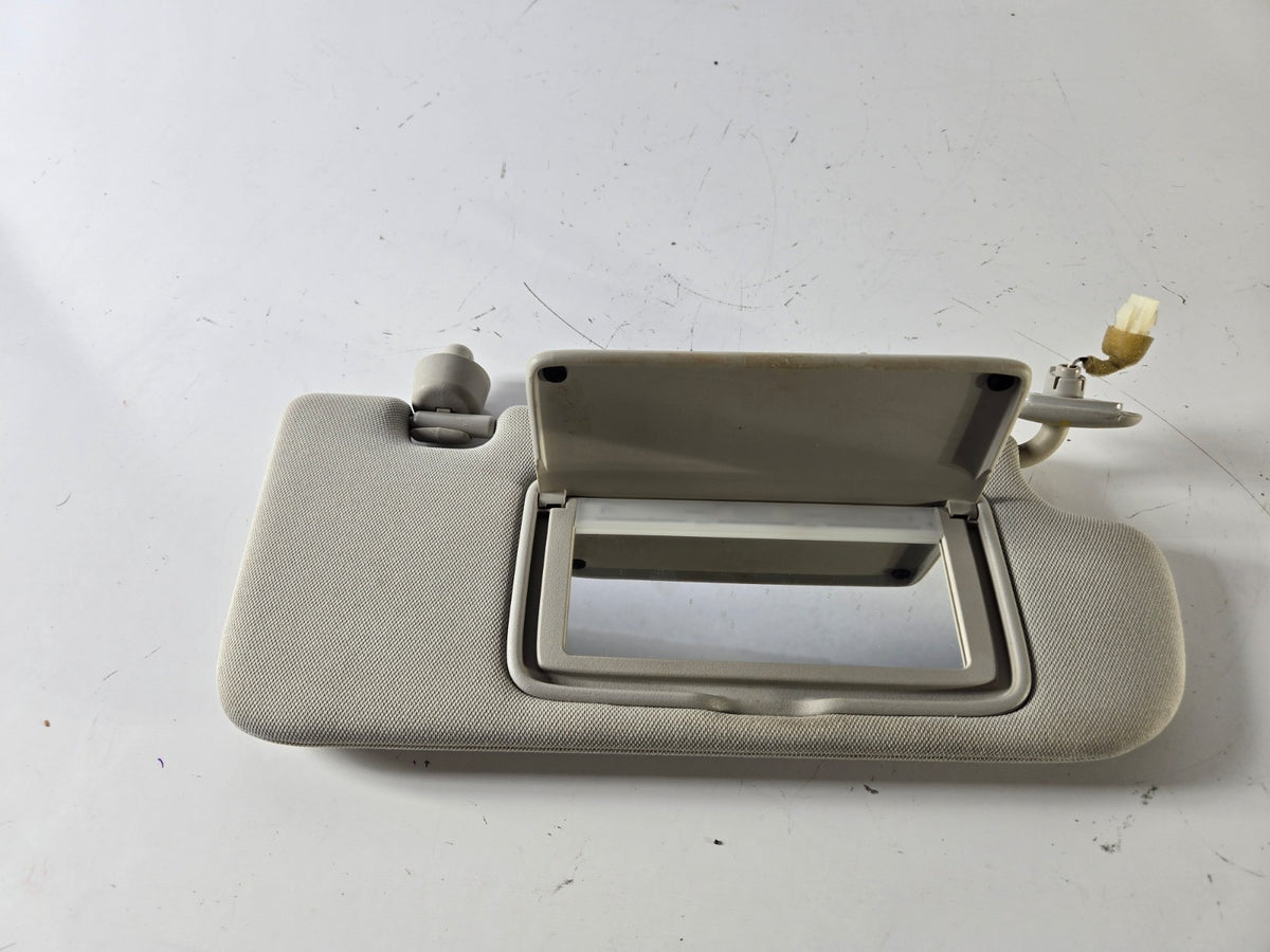 2014 2024 Infiniti Q50 Right Passenger Side Sun Visor Sunvisor OEM 964004HB0A