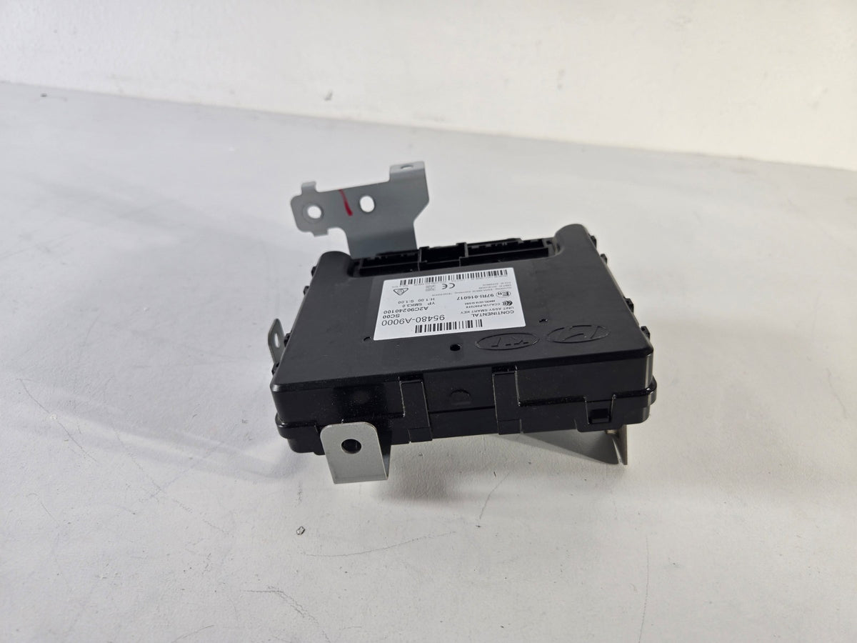 2015 2018 Kia Sedona Keyless Entry Smart Key Module Assembly OEM 95480A9000