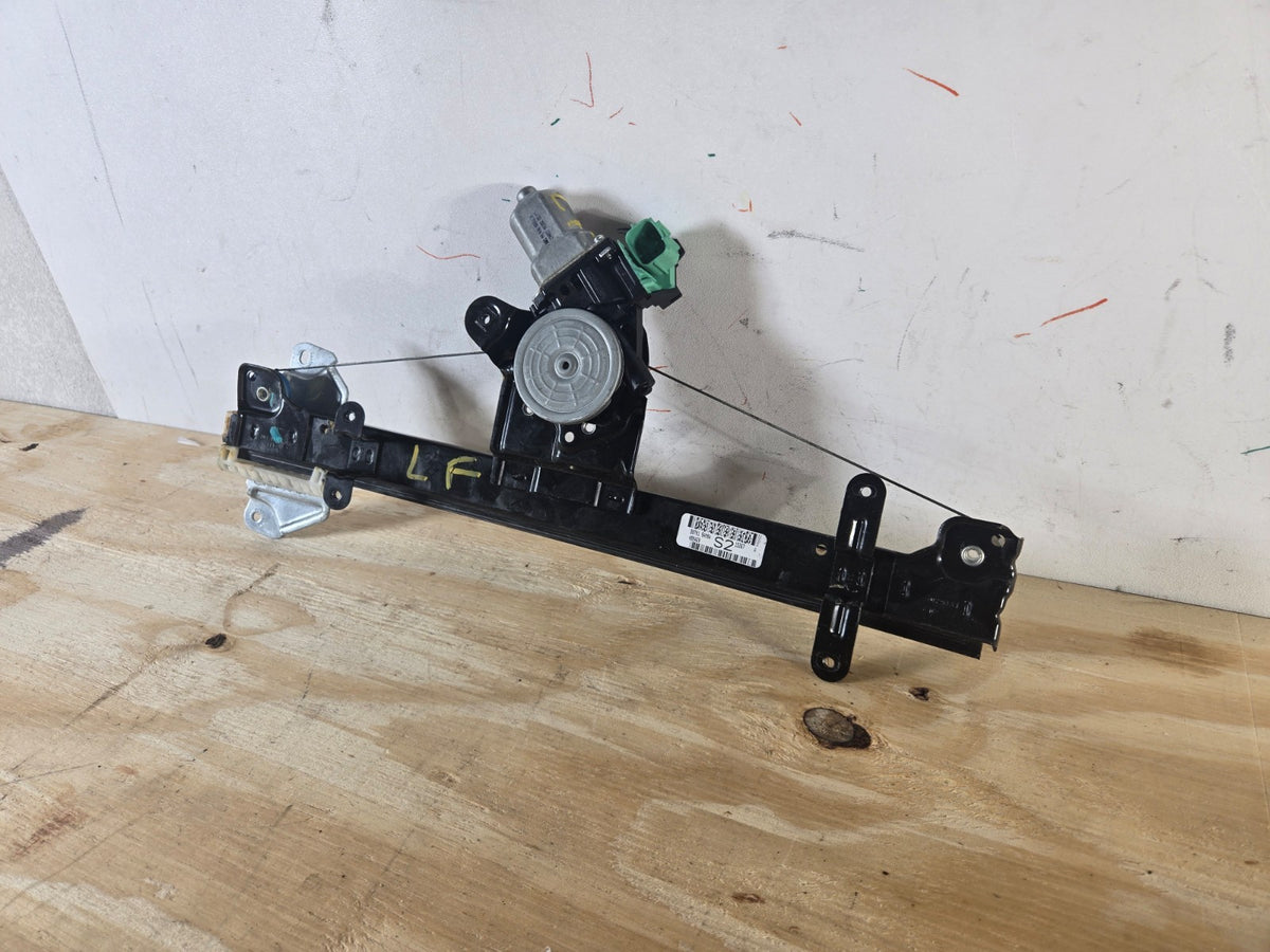2013-2019 Nissan Sentra Left Front Door Window Regulator Motor LH Side OEM 15318
