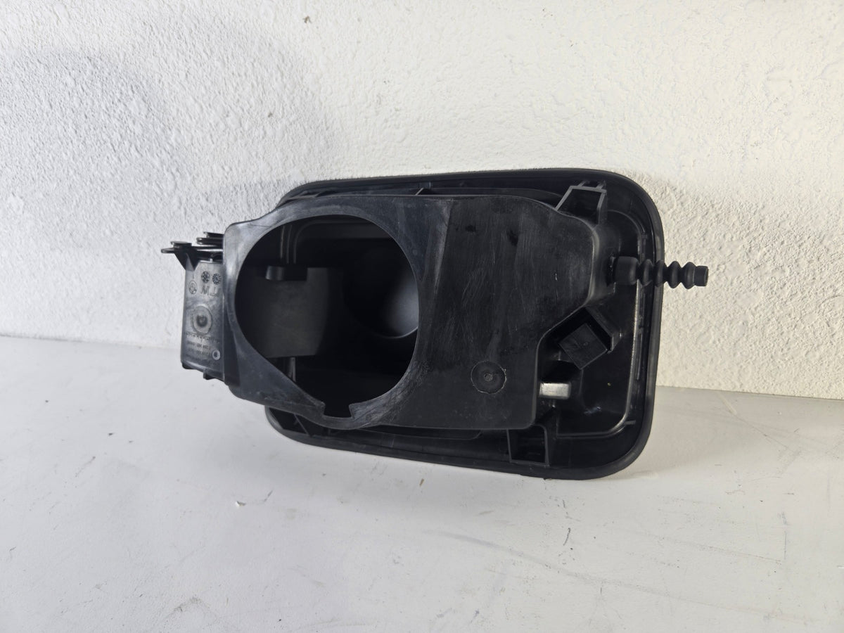 2010 2016 BMW 528i 535d 550i M5 Fuel Gas Tank Filler Door Lid Cover Panel OEM