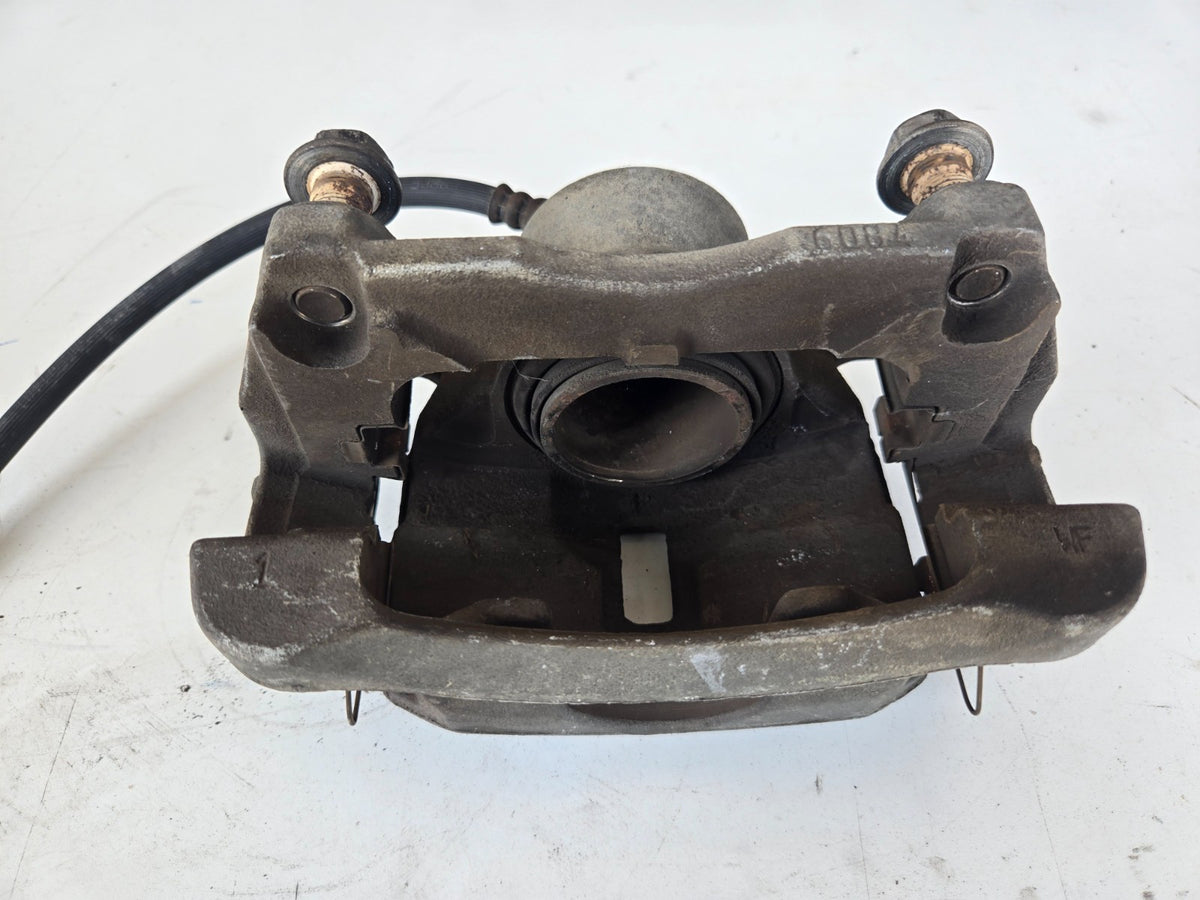 2014 2020 Nissan Rogue US built left driver front wheel brake caliper OEM 2 row