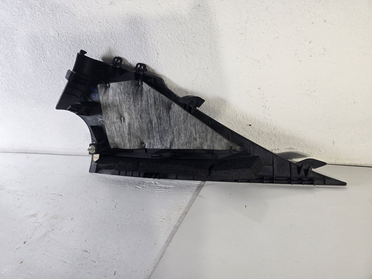 2011 2015 Hyundai Elantra Right Passenger Side Rear C Pillar Upper Trim Panel OE