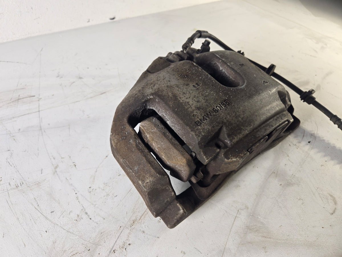 2010 2017 BMW 528i 535i 550i Right Passenger Side Front Wheel Brake Caliper OEM