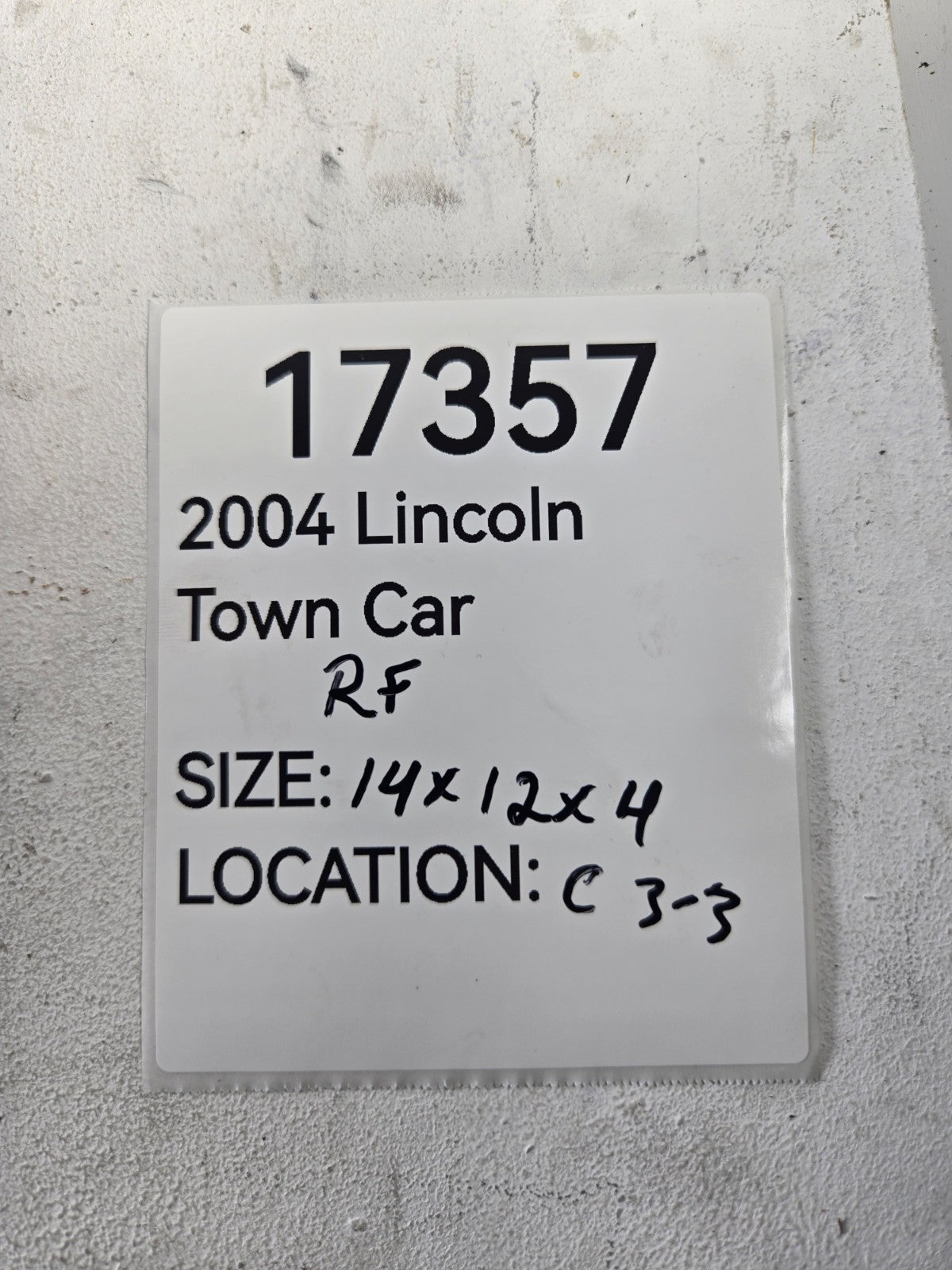 2003 2006 Lincoln Town Car Right Passenger Front Suspension Upper Control Arm OE