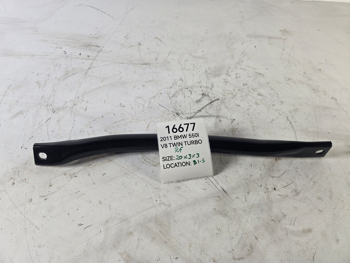 2010 2016 BMW 550i M5 Right Side Radiator Cross Brace Bracket OEM 51717268354