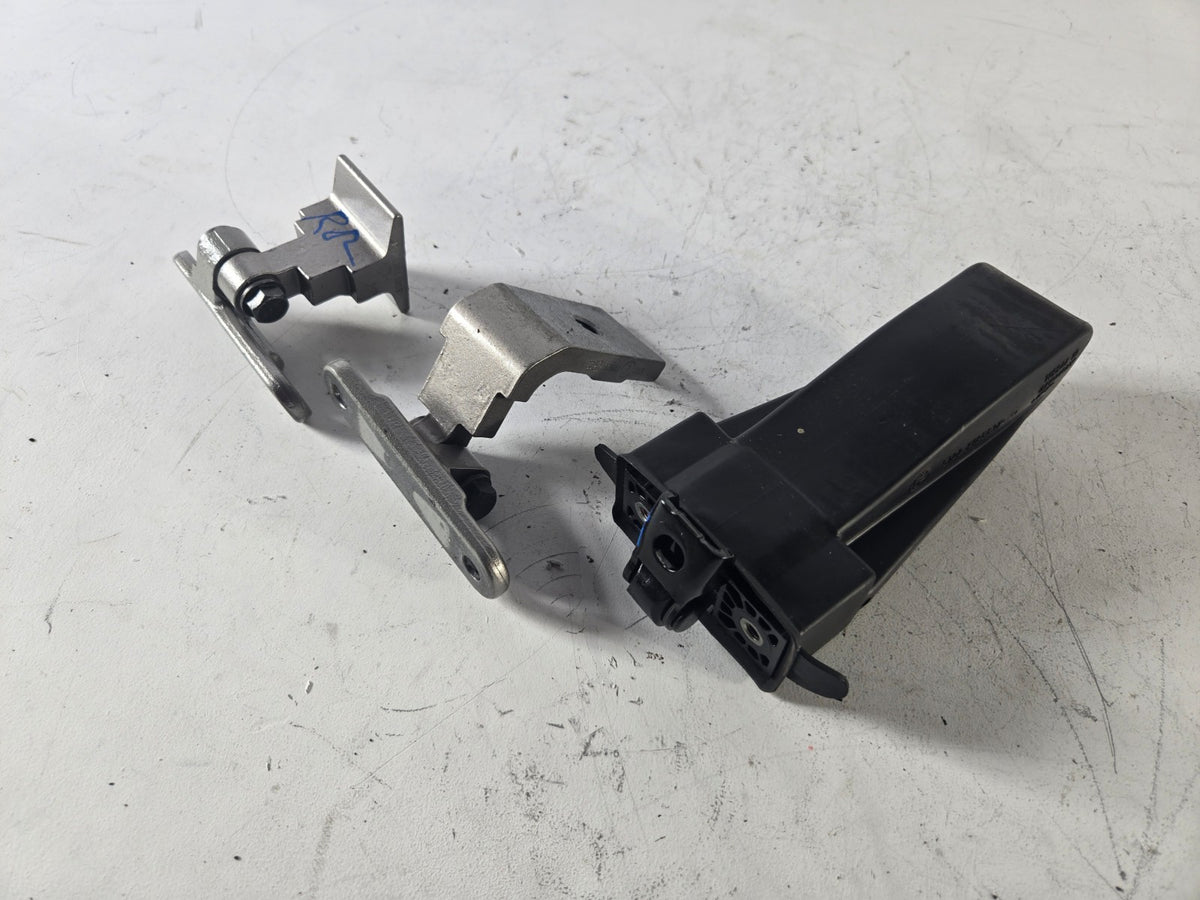 2010 2016 BMW 550i Right Passenger Rear Door Upper Lower Hinge Hinges Check OEM