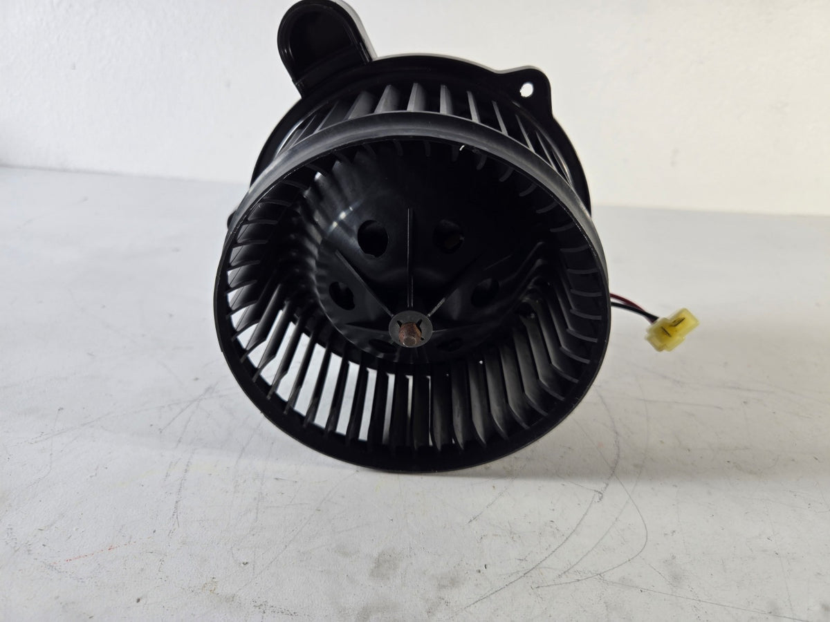 2011 2018 Kia Sedona Sorento HVAC AC Heater Blower Fan Motor OEM 971132B005