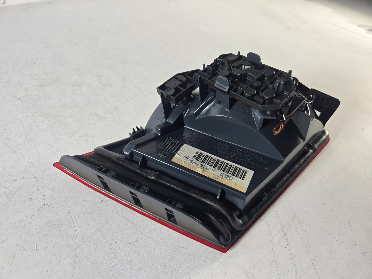 2010 2016 BMW 528i 535d 550i M5 Right Pass-Rear Trunk Tail Lamp 63-21-7-203-226