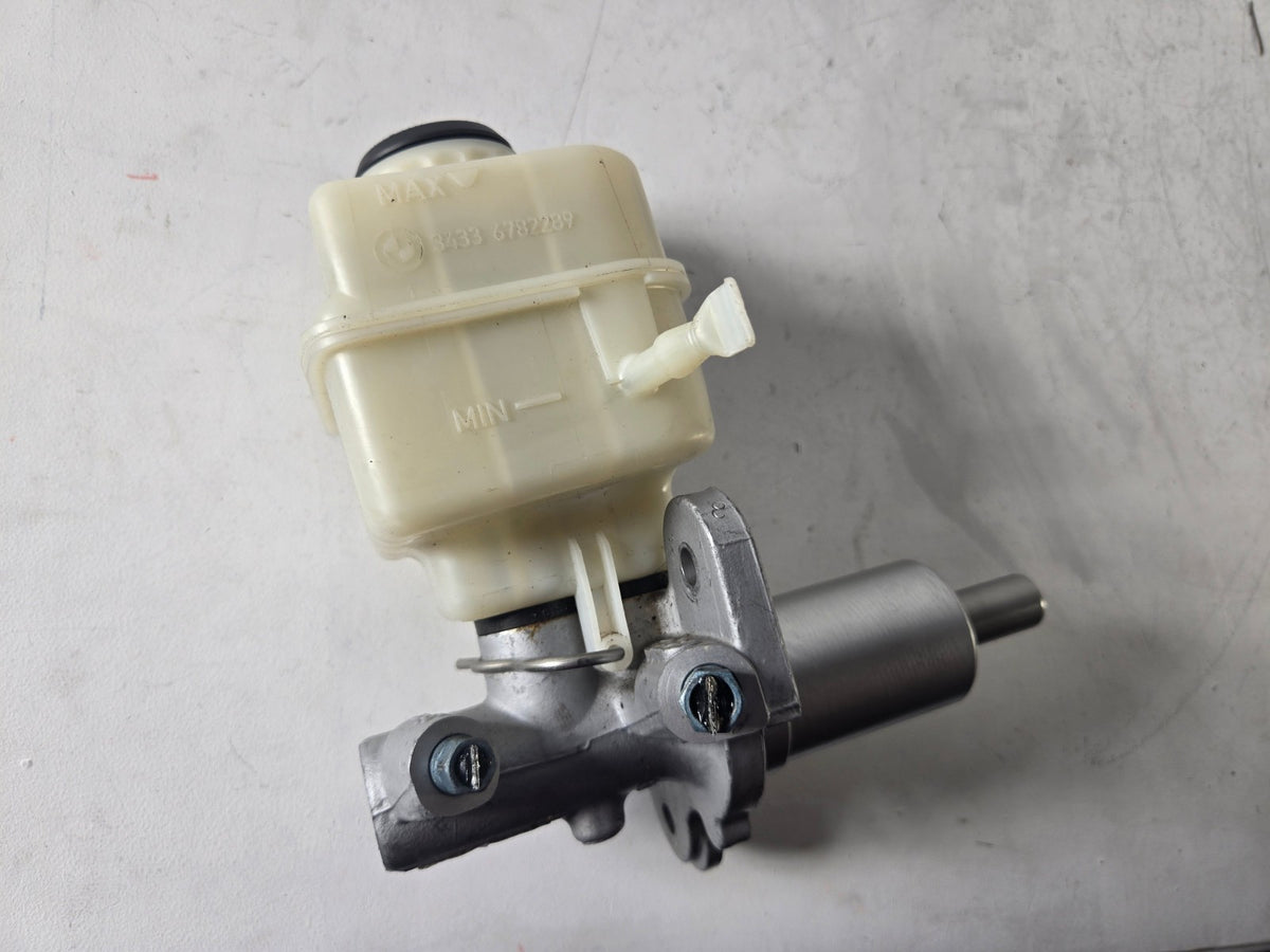 2010 2016 BMW 528i 535d 535i 550i Master Cylinder Brake Reservoir Bottle Cap OEM