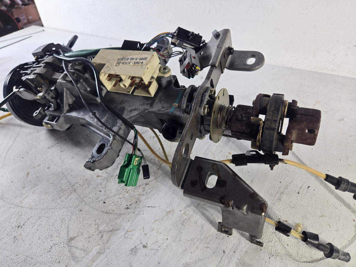 2004 Lincoln Town Car Steering Column Clock Spring Ignition Switch Key OEM