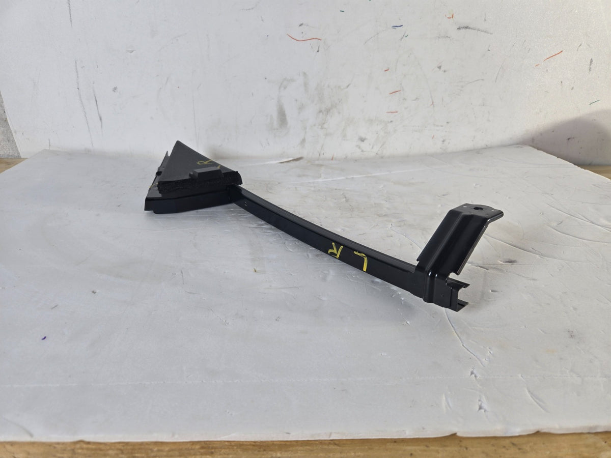 2013-2019 Nissan Sentra Left Rear Door Corner Guide Channel Bracket OEM 15283