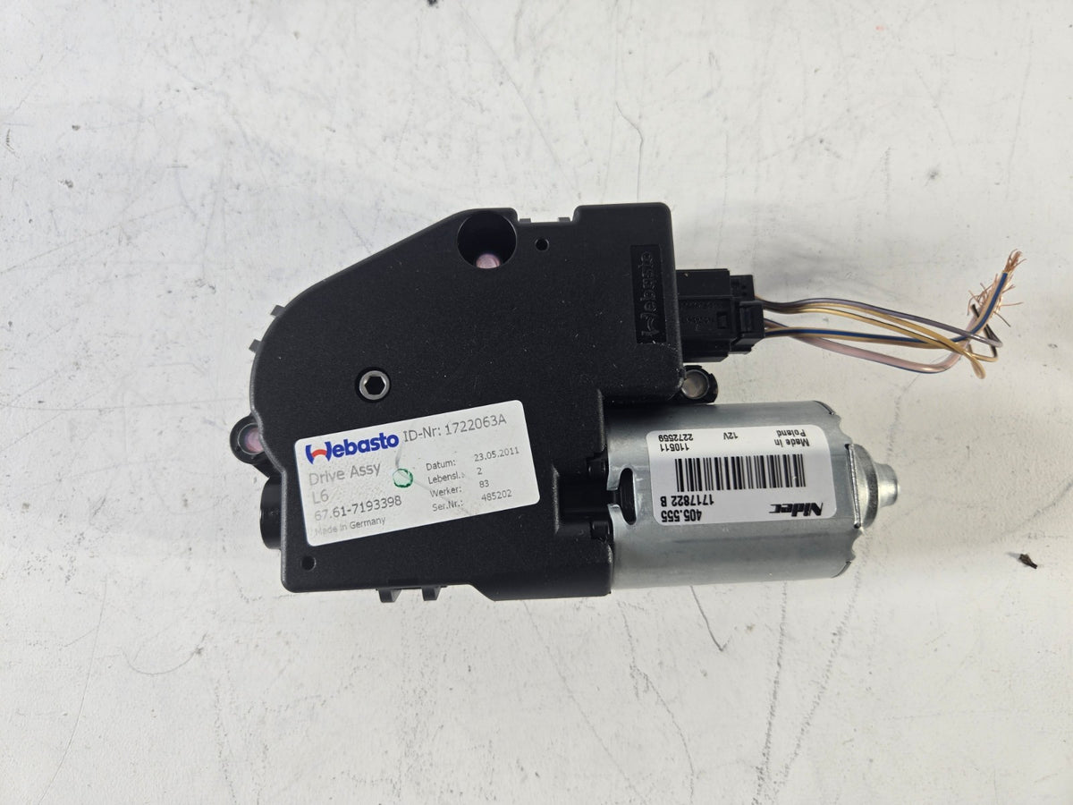 2010 2023 BMW 528i 540i 550i Sunroof Moonroof Sun Moon Roof Shade Motor Rear OEM