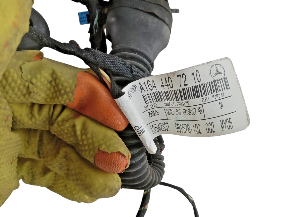 2008 Mercedes Benz GL450 Left Driver Side Rear Door Wire Wiring Harness OEM