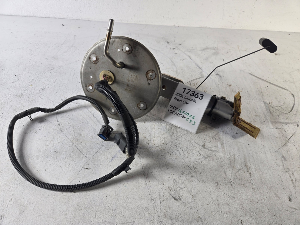 2003 2004 Lincoln Town Car 4.6L Fuel Gas Pump Sending Unit OEM 3W1Z9H307AB