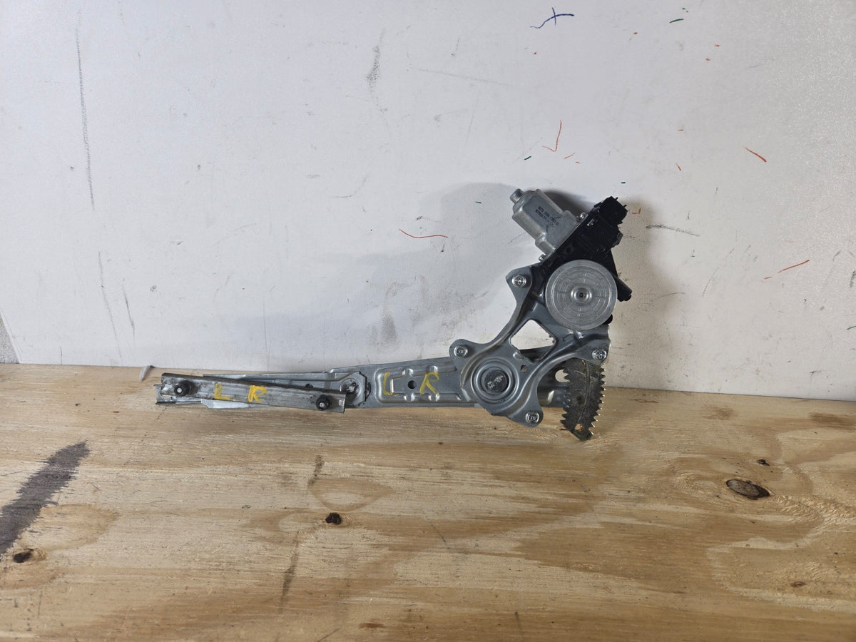 2013-2019 Nissan Sentra Left Rear Door Window Regulator Motor 827214KH0B OEM 306