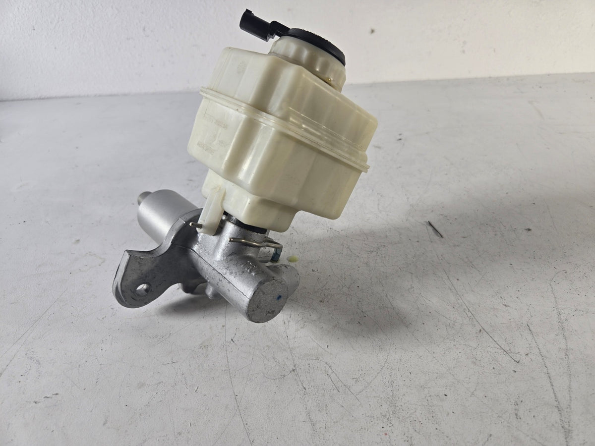 2010 2016 BMW 528i 535d 535i 550i Master Cylinder Brake Reservoir Bottle Cap OEM