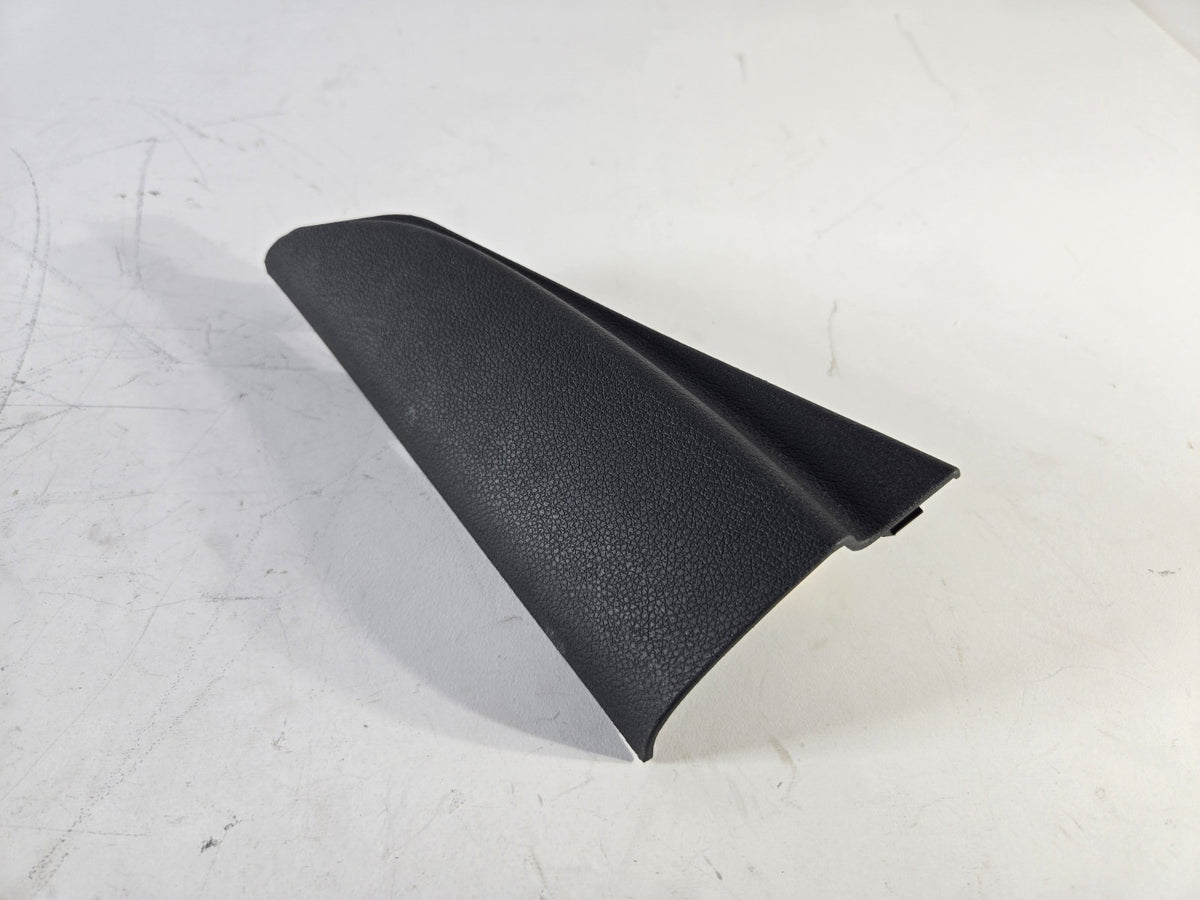 2015 2021 Kia Sedona Left Driver Side Front Door Mirror Corner Inner Trim Cover