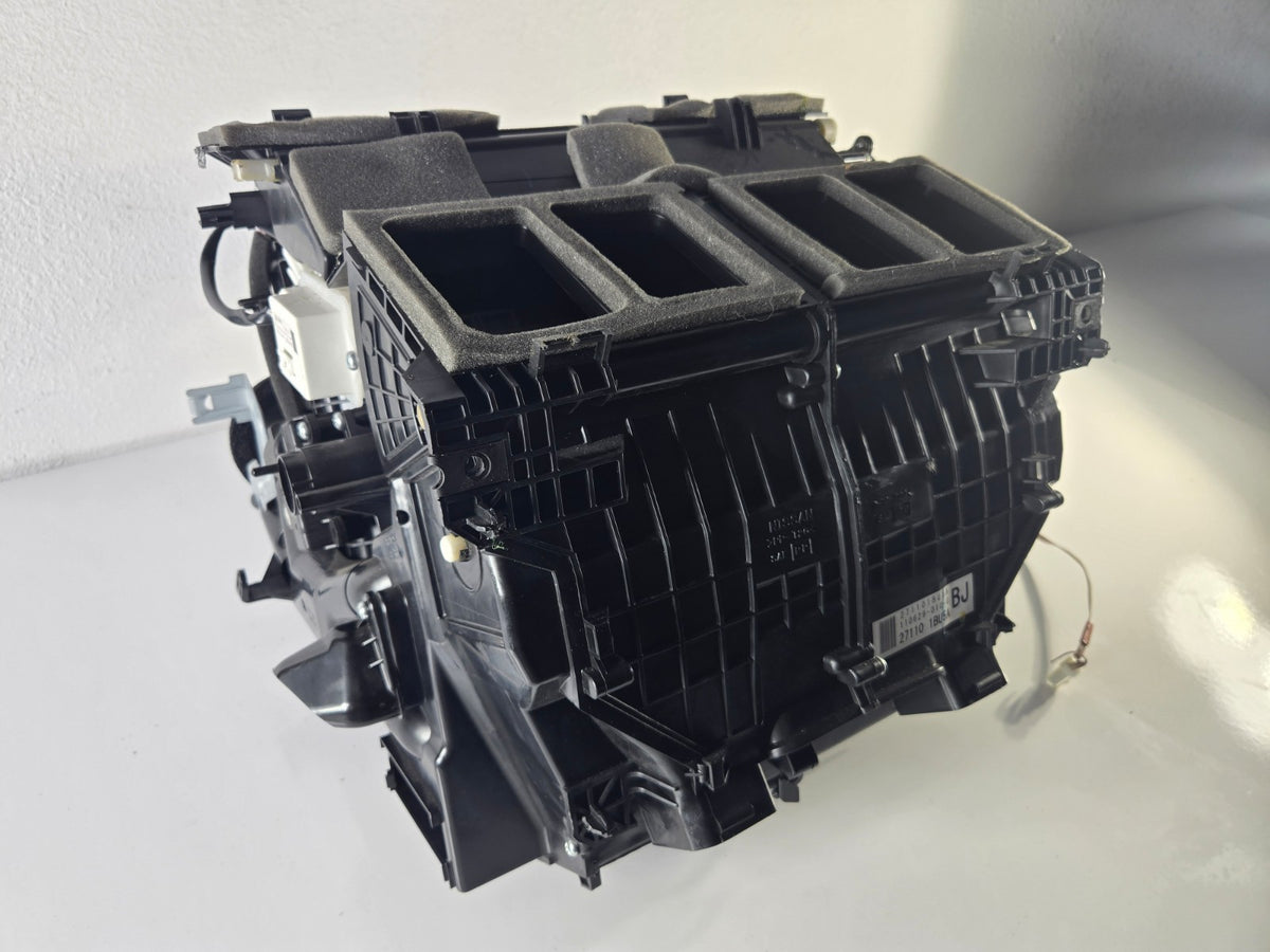 2009 2017 Infiniti EX35 FX50 QX50 QX70 Front Dash AC Heater Core Housing OEM