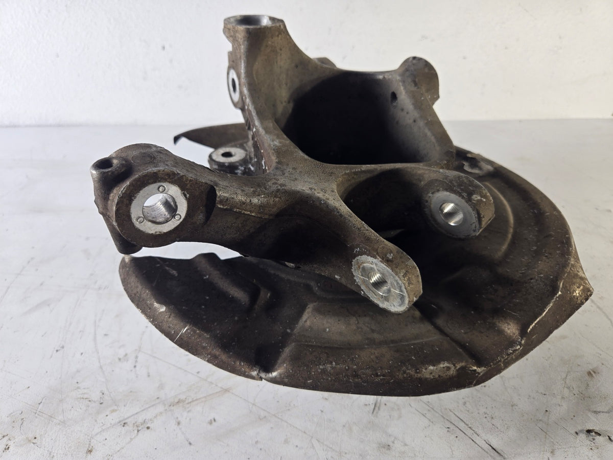 2010 2016 BMW 528i 550i Left Driver Side Rear Spindle Knuckle Hub OEM