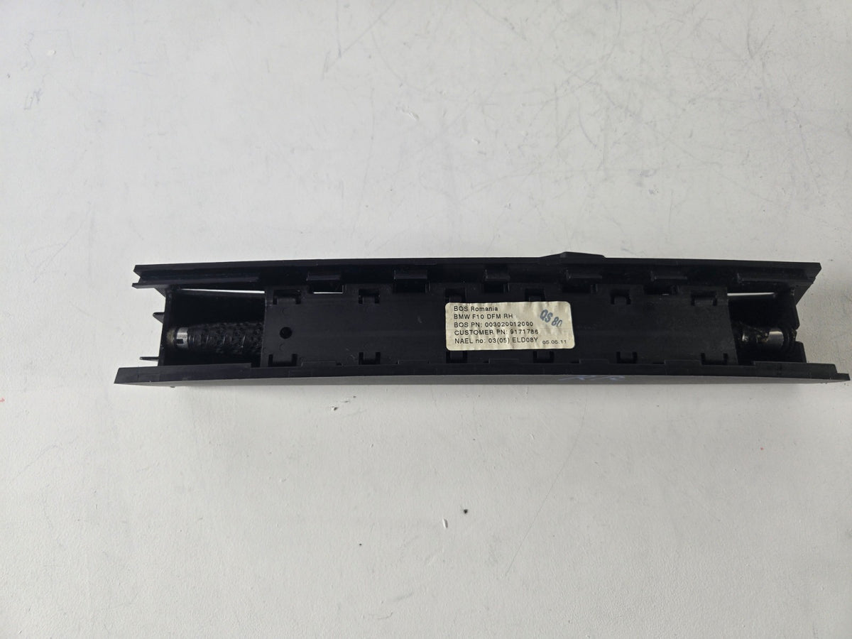 2011 2016 BMW 528i 550i Right Passenger Side Rear Door Sun Shade Sunshade OEM