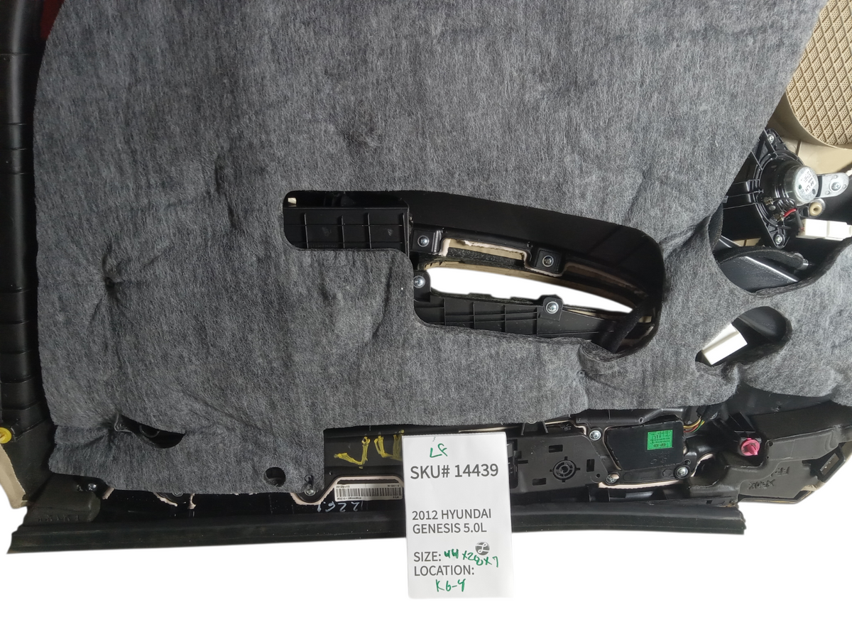 2012-2014 Hyundai Genesis Left Front Interior Door Trim Panel OEM 14439