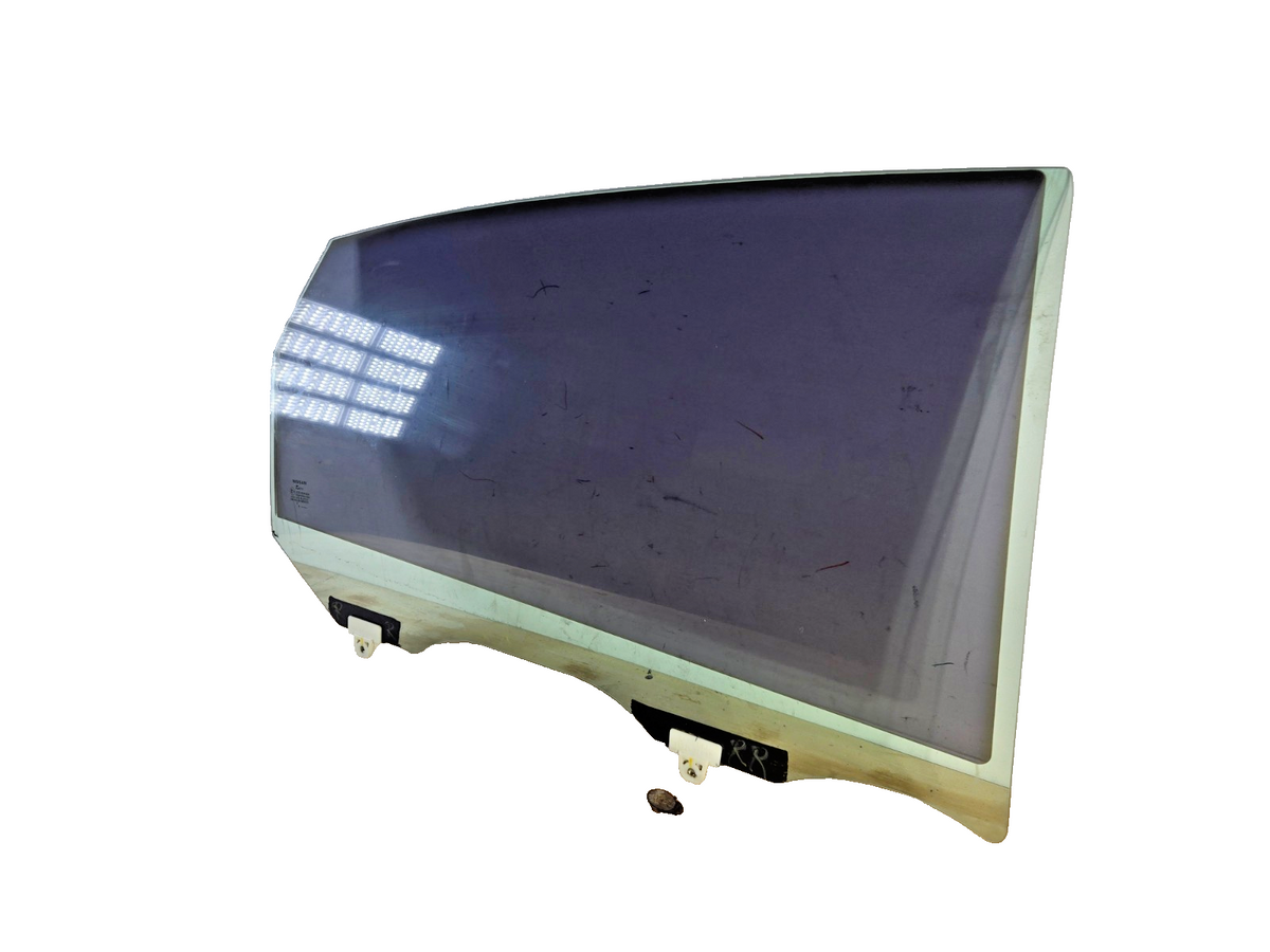 2015-2019 Nissan Sentra Right Rear Door Window Glass 82300-3SG0A OEM 15391