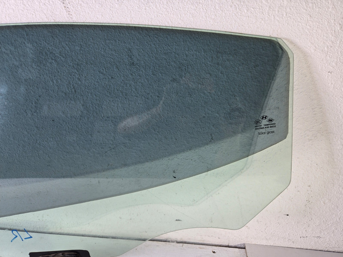 2011 2016 Hyundai Elantra Left Driver Side Rear Door Window Solar Glass OEM