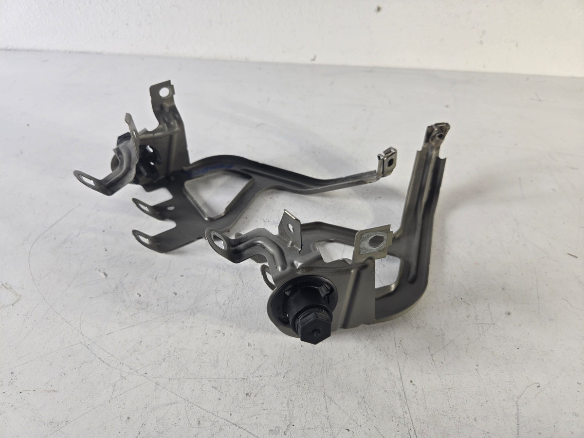2010 2016 BMW 528i 535d 550i M5 Left Right Front Fender Mount Brace Bracket OEM