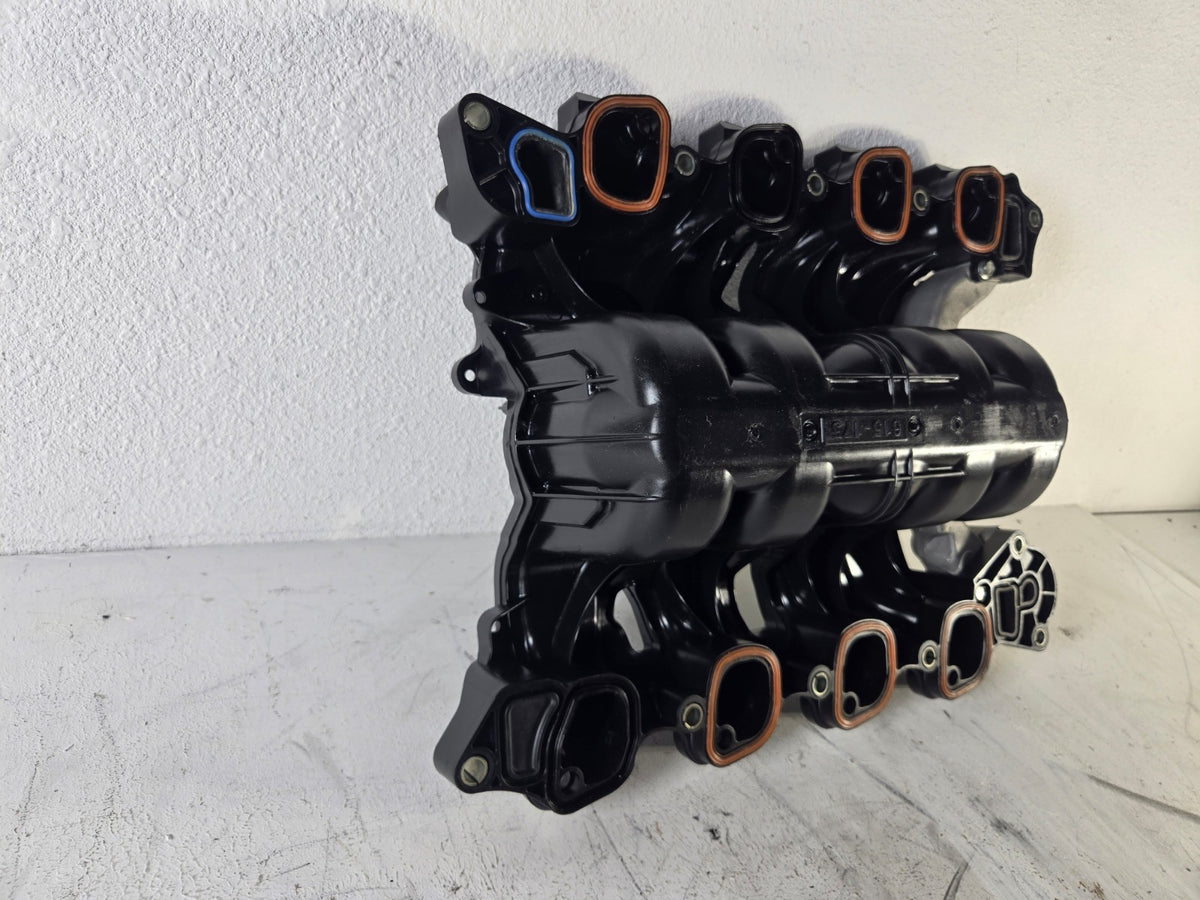 2004 2005 Lincoln Town Car 4.6L Air Intake Manifold OEM 3W7Z9424AD