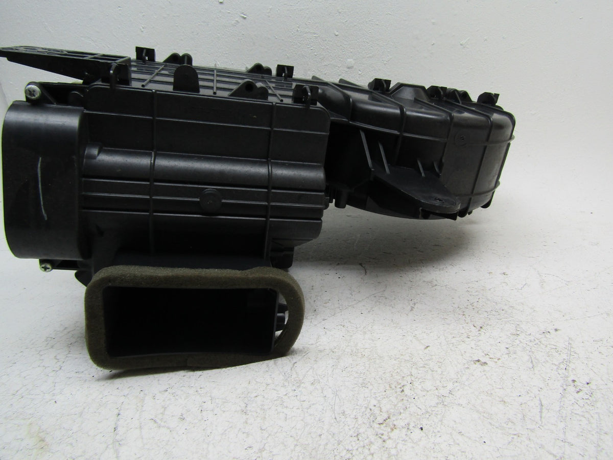 2015 Infiniti Qx60 rear back ac heater evaporator blower motor housing box OEM
