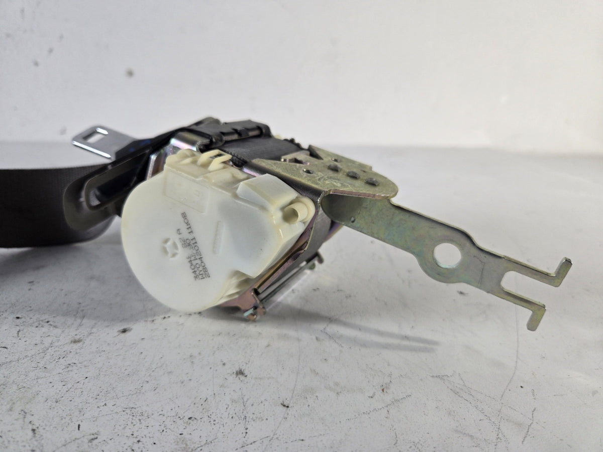 2010 2016 BMW 528i 535d 550i Left Driver Side Rear Seat Belt Retractor OEM