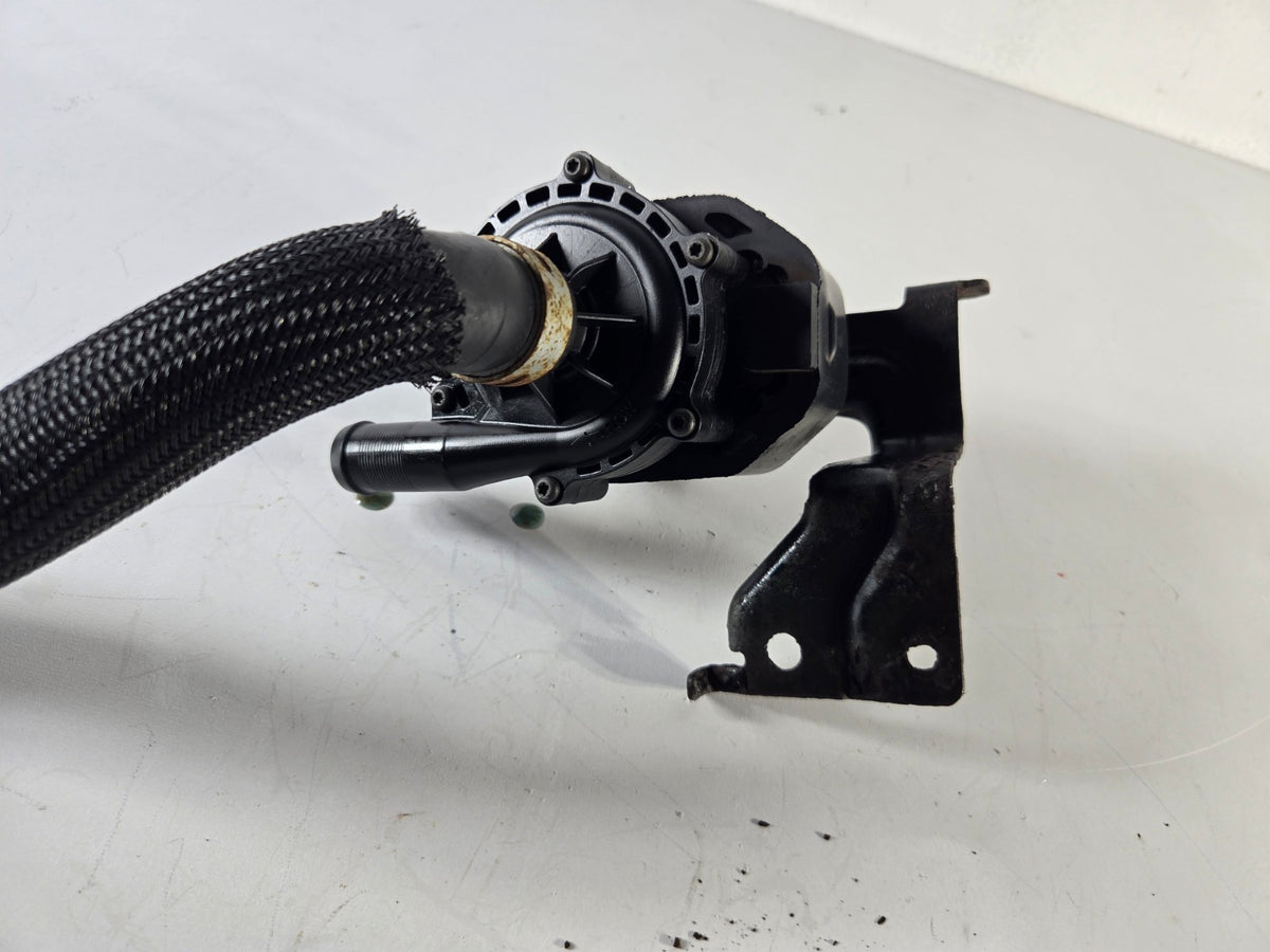2014 2018 Infiniti Q Q50 Hybrid Coolant Auxiliary Water Pump OEM 215804GA0A