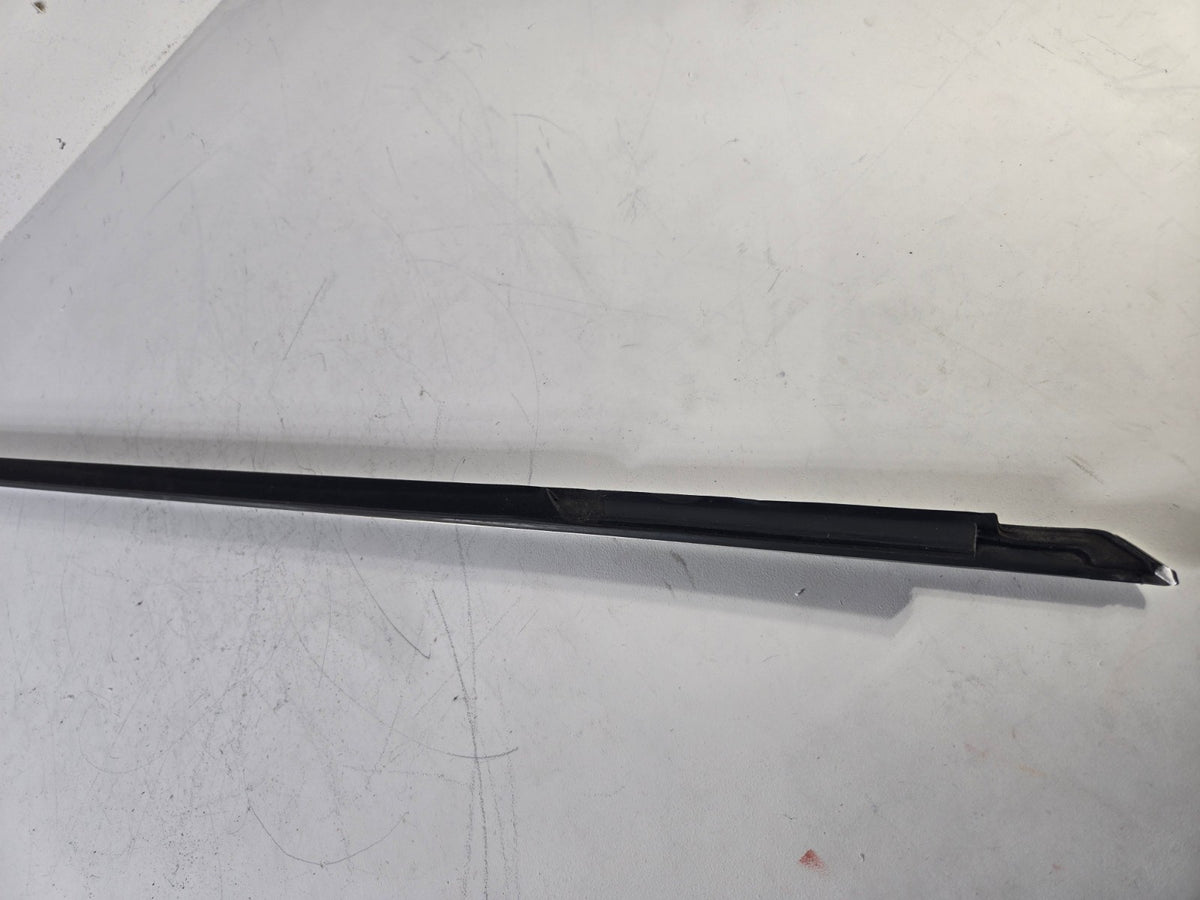 2010 2016 BMW 528i Left Driver Front Door Outer Molding Trim OEM Aluminum