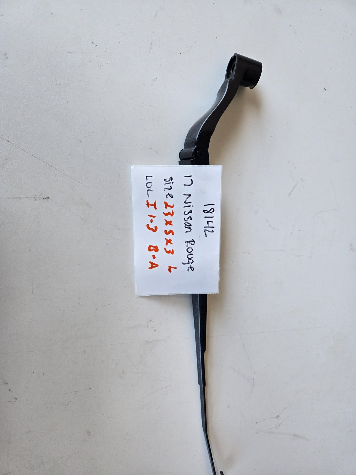 2014 2020 Nissan Rogue left driver side front windshield wiper arm 288816FL0A OE