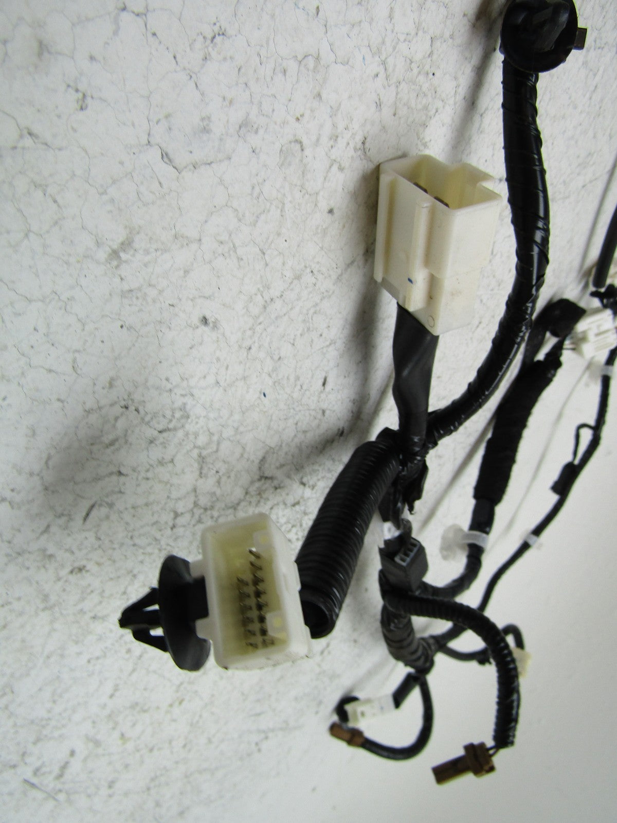 2015 Infiniti Qx60 rear back trunk wiper motor wire wiring harness 24071-3ja1a